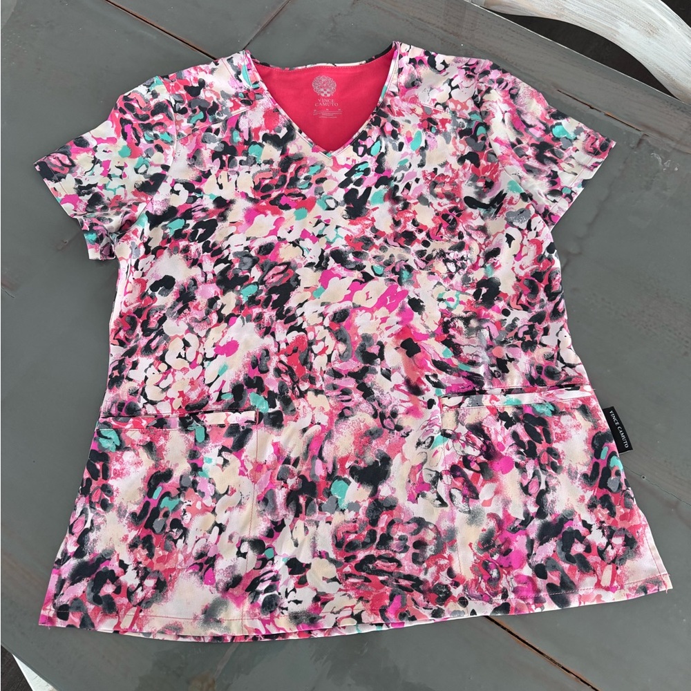 Scrub Top - Picture 4 of 4